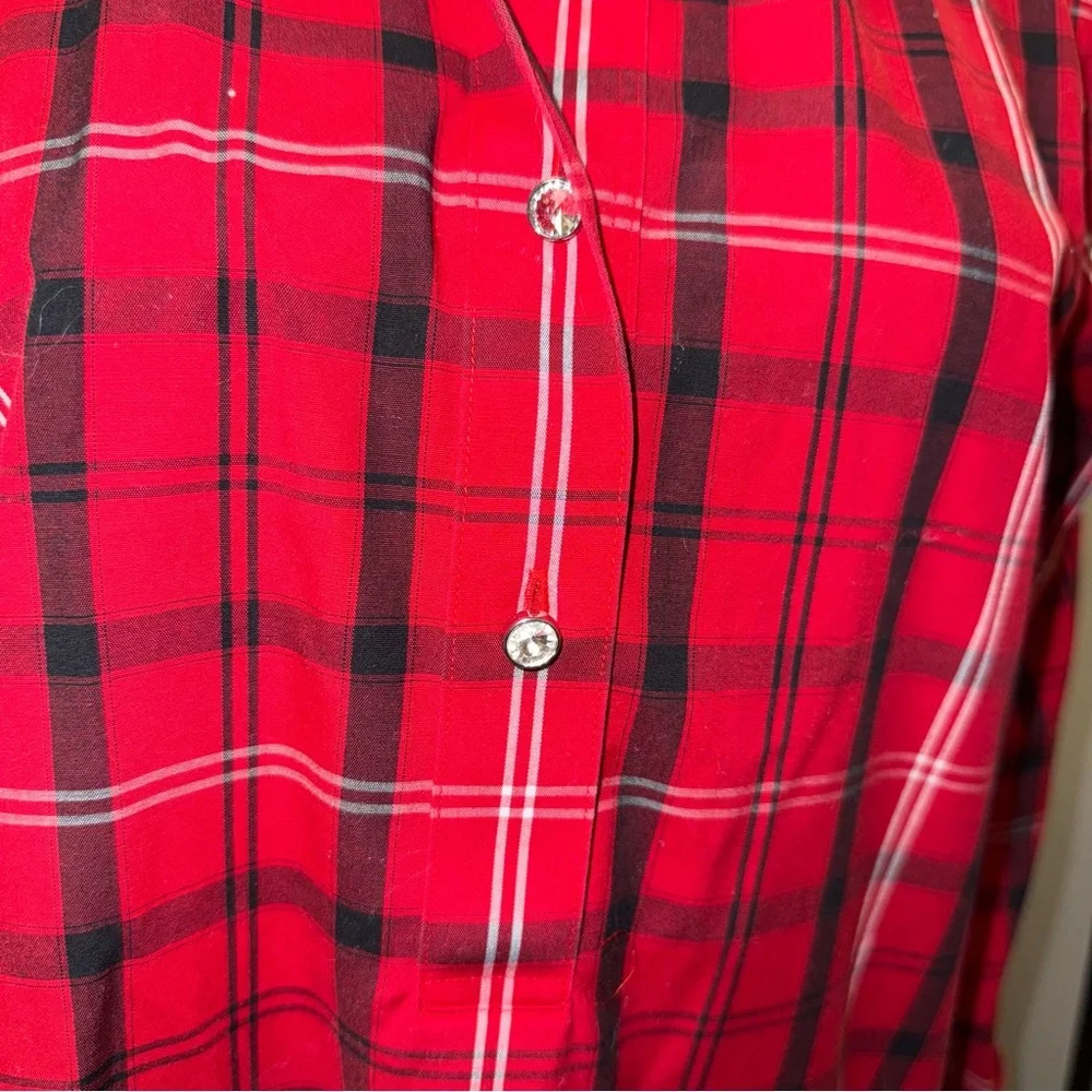 Talbots Red & Black Plaid Non-Iron Button Down Women's Shirt. Size 12 - Picture 2 of 8
